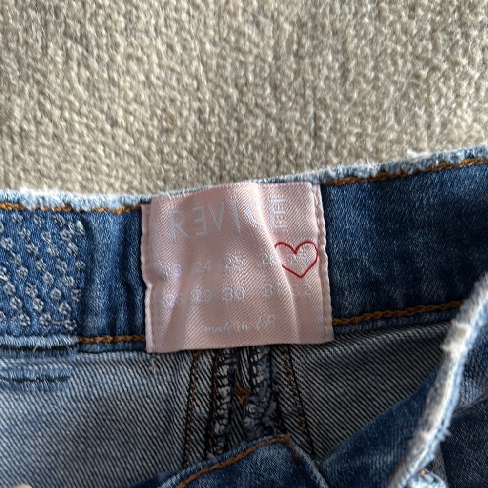 Revice High Rise Star Back Shorts - Picture 3 of 4